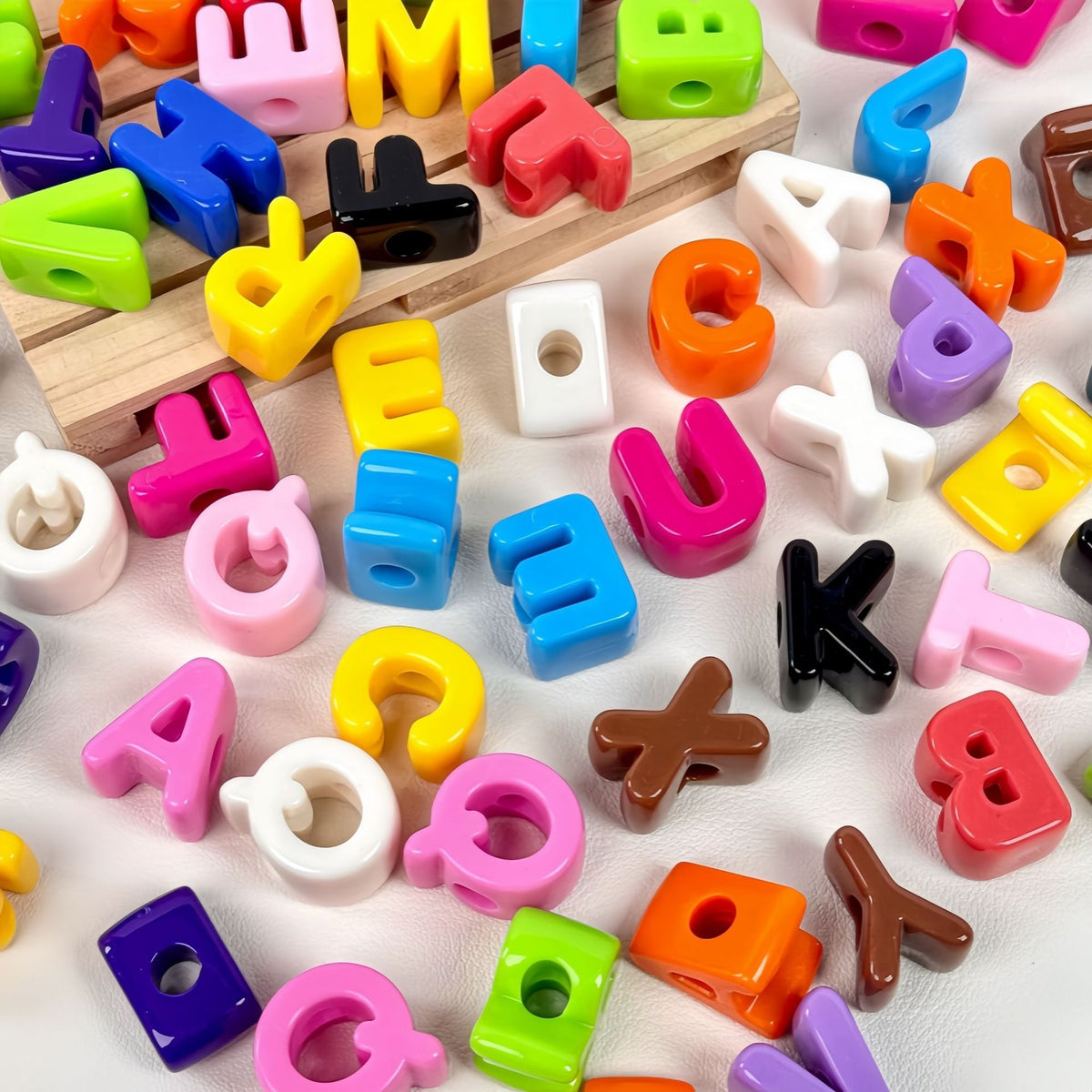 Acrylic colored letter beads with large holes, string beads and loose beads for DIY handcrafted mobile phone chain bag and keychain materials